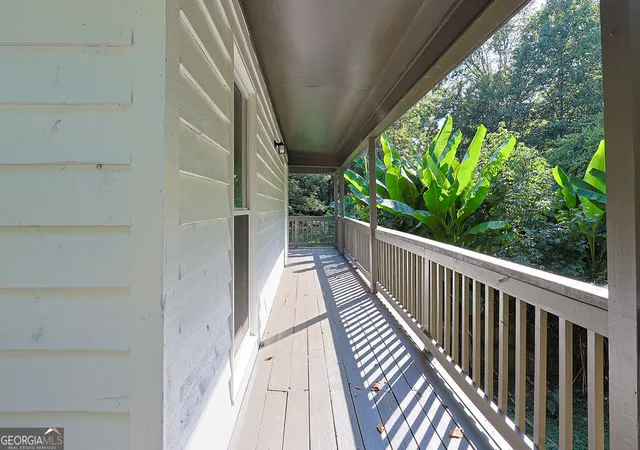 Photo 4 of Single family home for sale at 151 Farmington Dr, Woodstock, GA 30188 | MLS# 10837820 | Listing updated on 2026-09-18