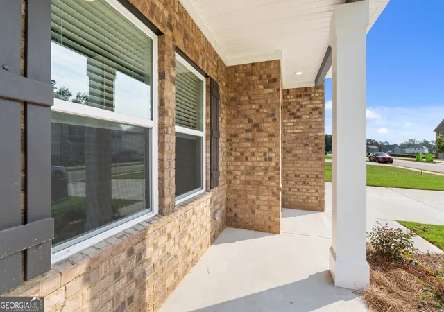 Photo 3 of Single family home for sale at 203 Crabapple Rd, Mcdonough, GA 30253 | MLS# 10837664 | Listing updated on 2026-09-15