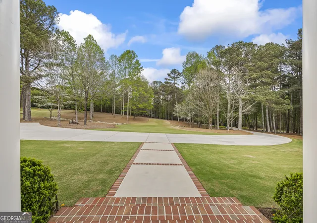 Photo 4 of Single family home for sale at 1900 Crystal Hills Dr, Athens, GA 30606 | MLS# 10836542 | Listing updated on 2026-09-14
