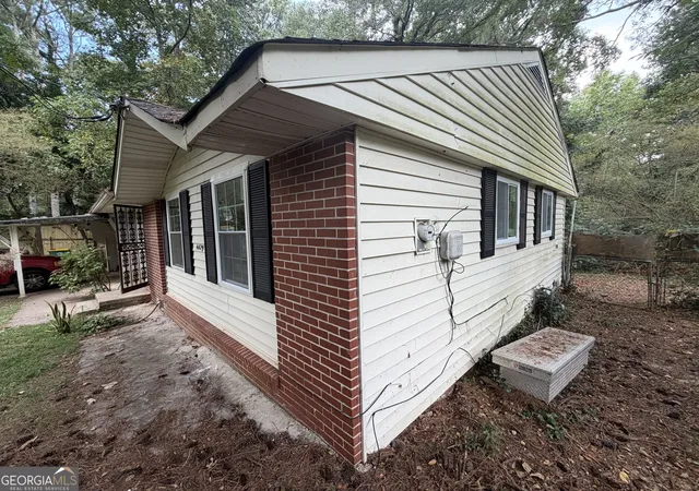 Photo 3 of Single family home for sale at 4429 Glade Rd, Forest Park, GA 30297 | MLS# 10841057 | Listing updated on 2026-09-28