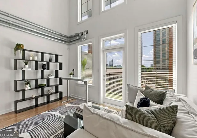 Listing Photo 4 - Condo for sale in building located at 260 18Th St Nw, Atlanta, GA 30363 - Unit #10304
