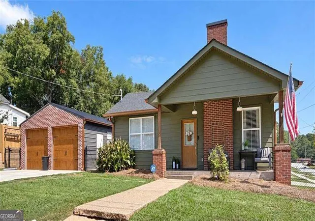 Photo 2 of Single family home for sale at 212 Georgia Ave S, Bremen, GA 30110 | MLS# 10848964 | Listing updated on 2026-10-04