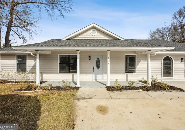 Photo 1 of Single family home for sale at 106 Meadow Ct, Kingsland, GA 31548 | MLS# 10842346 | Listing updated on 2026-09-23