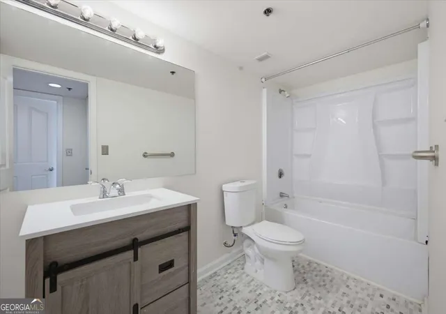Photo 25 of Condo for sale at 2870 Pharr Ct S NW #2006, Atlanta, GA 30305 | MLS# 10849329 | Listing updated on 2026-10-08