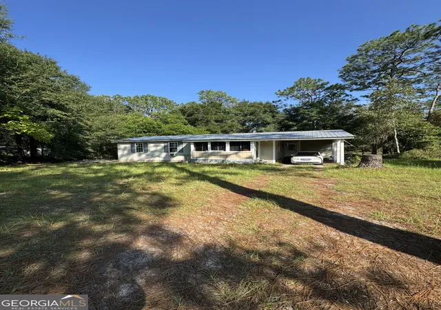 Photo 1 of Sale Pending at 1036 Shrine Clb Rd, Jesup, GA 31545 | MLS# 10845667 | Listing updated on 2026-10-02