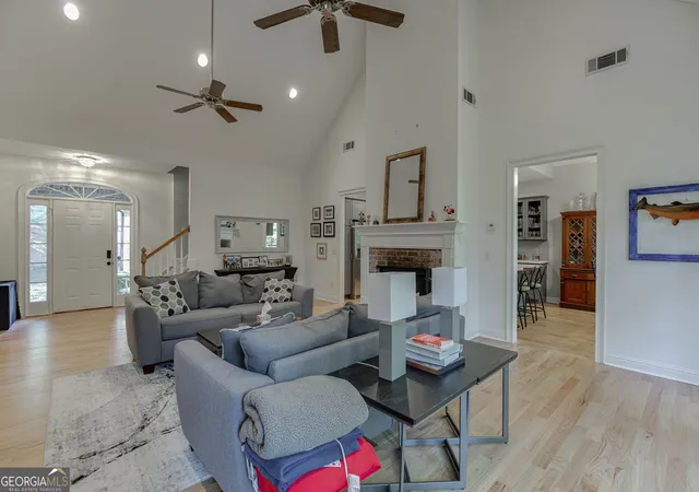 Photo 4 of Single family home for sale at 1340 Calls Crk Cir, Watkinsville, GA 30677 | MLS# 10840634 | Listing updated on 2026-09-13