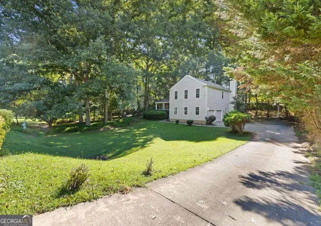 Photo 2 of Single family home for sale at 3877 Peachtree Corners Cir, Peachtree Corners, GA 30092 | MLS# 10843241 | Listing updated on 2026-09-10