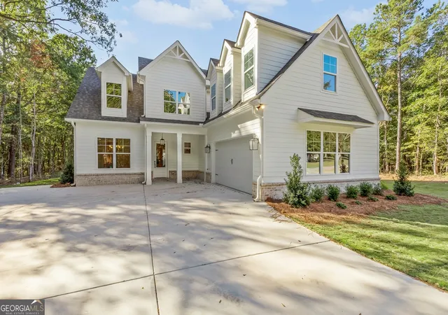 Photo 2 of Single family home for sale at 327 Ac Harp Rd, Fayetteville, GA 30215 | MLS# 10800365 | Listing updated on 2026-09-08