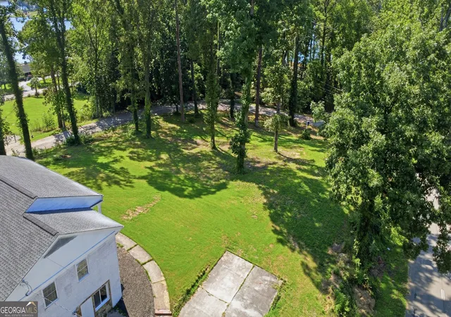 Photo 3 of Single family home for sale at 3257 S Bay Dr, Jonesboro, GA 30236 | MLS# 10832929 | Listing updated on 2026-10-03