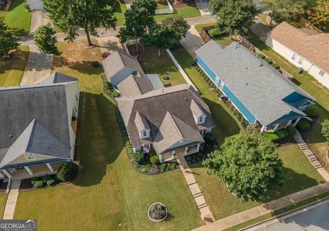 Photo 3 of Single family home for sale at 34 Tapestry Ln, Newnan, GA 30265 | MLS# 10845013 | Listing updated on 2026-10-09