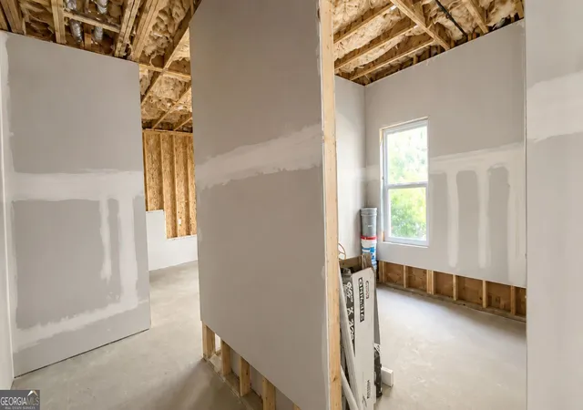 Photo 7 of Single family home for sale at 4870 Sultana Way Sw, Atlanta, GA 30331 | MLS# 10843691 | Listing updated on 2026-09-10