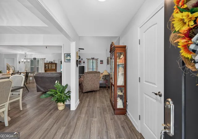 Photo 2 of Sale Pending at 164 Oak Hvn Ln, Barnesville, GA 30204 | MLS# 10847401 | Listing updated on 2026-09-20