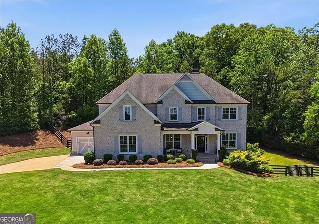 Photo 2 of Single family home for sale at 206 Maggies Rd, Canton, GA 30115 | MLS# 10840001 | Listing updated on 2026-09-18