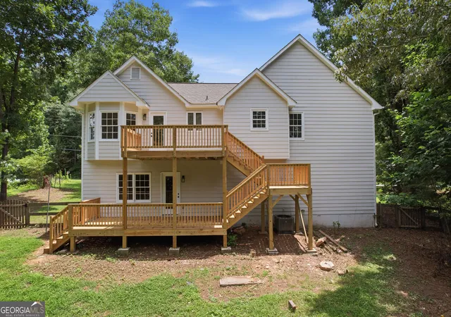 Photo 4 of Single family home for sale at 6231 Emerald Springs Dr, Acworth, GA 30102 | MLS# 10793168 | Listing updated on 2026-10-26