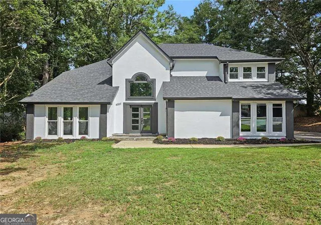 Single family home for sale at 4207 Lake Rill Ct, Marietta, GA 30062 | MLS# 10845431