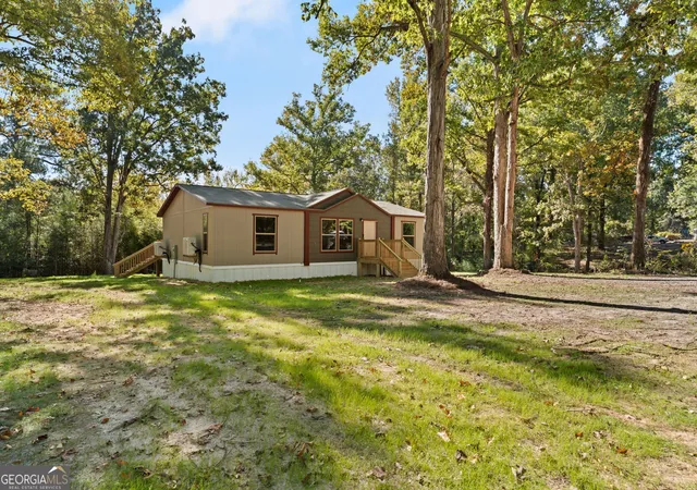 Photo 3 of Single family home for sale at 160 Gary Rd, Macon, GA 31217 | MLS# 10880118 | Listing updated on 2026-10-28