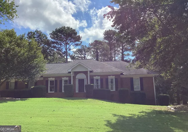 Photo 2 of Single family home for sale at 2300 Whispering Pines Ln, Mcdonough, GA 30253 | MLS# 10849712 | Listing updated on 2026-10-09