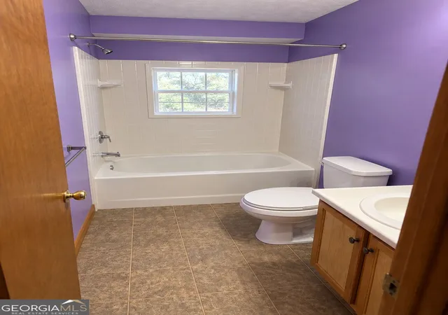 Photo 4 of Single family home for sale at 3931 Landgraf Cvs, Decatur, GA 30034 | MLS# 10841435 | Listing updated on 2026-10-18