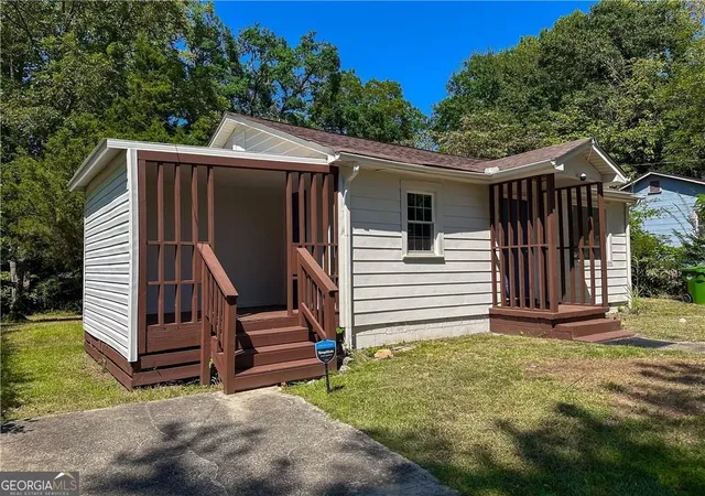 Photo 19 of Single family home for sale at 2309 Carver Dr Nw, Atlanta, GA 30314 | MLS# 10839228 | Listing updated on 2026-09-10