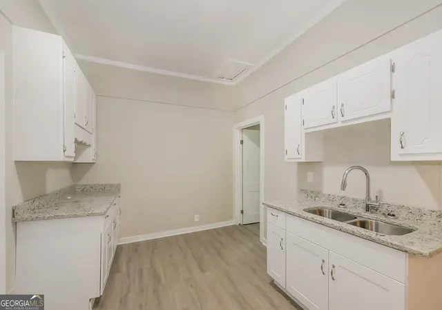 Photo 4 of Single family home for sale at 725 Williams St, Griffin, GA 30223 | MLS# 10819259 | Listing updated on 2026-09-26