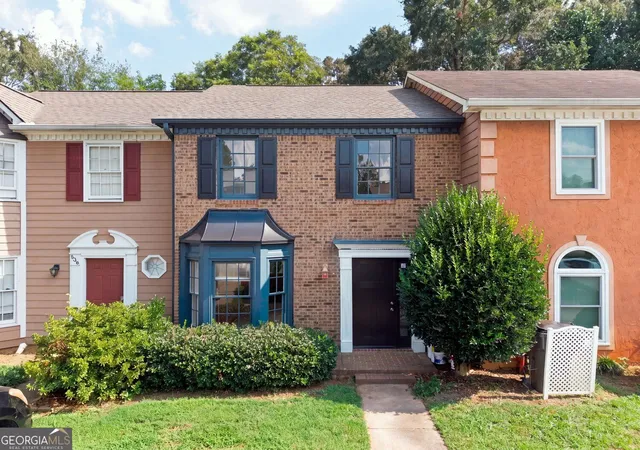 Photo 2 of Townhouse for sale at 5038 Jenny Dr, Acworth, GA 30101 | MLS# 10843046 | Listing updated on 2026-09-10