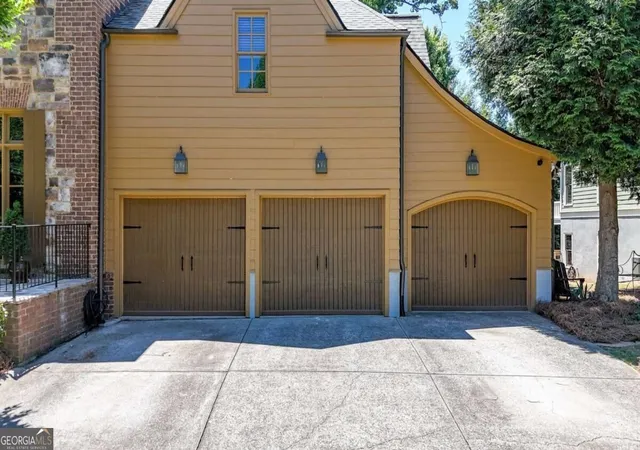 Photo 3 of Single family home for sale at 4540 Upland Ct, Cumming, GA 30040 | MLS# 10846083 | Listing updated on 2026-10-10