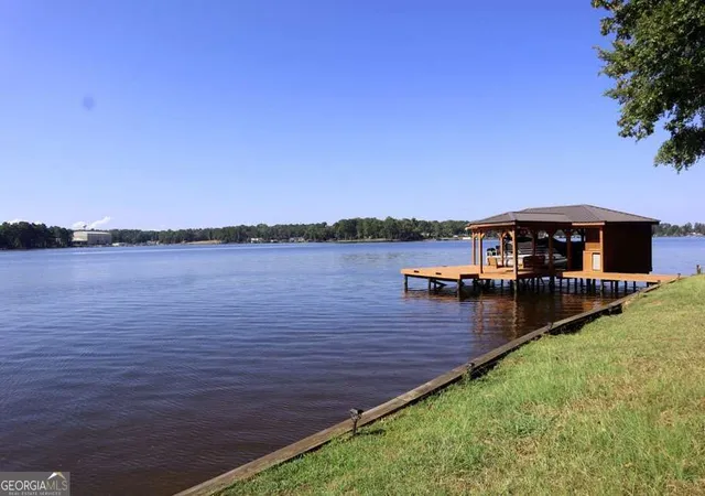 Photo 2 of Single family home for sale at 925 Barbara Point Rd SW, Sparta, GA 31087 | MLS# 10845753 | Listing updated on 2026-09-28