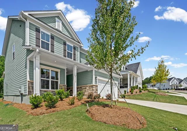 Photo 3 of Single family home for sale at 4711 Wilderness Trl, Flowery Branch, GA 30542 | MLS# 10839385 | Listing updated on 2026-09-07