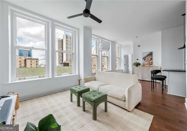 Photo 2 of Condo for sale at 57 Forsyth St Nw #8D, Atlanta, GA 30303 | MLS# 10832254 | Listing updated on 2026-09-27