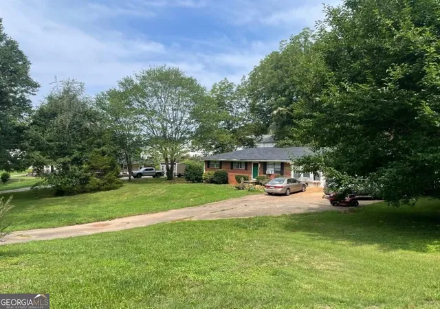 Photo 3 of Sale Pending at 6067 Chattahoochee St, Lula, GA 30554 | MLS# 10826692 | Listing updated on 2026-09-27
