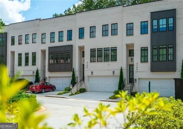 Townhouse for sale at 2145 Druid Flds Ln, Decatur, GA 30033 | MLS# 10843406