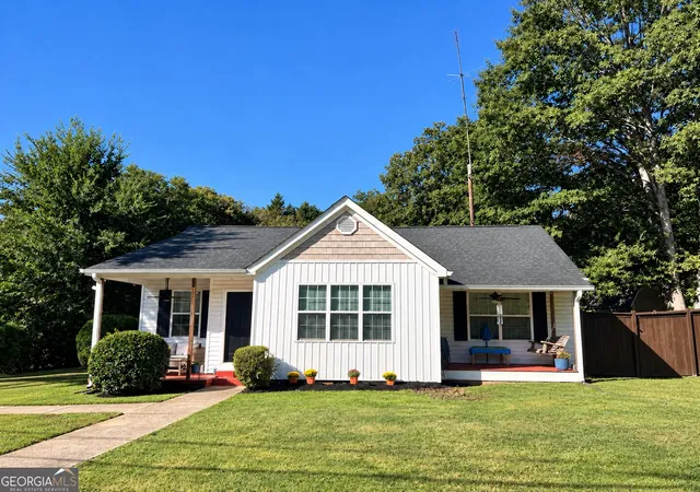 Photo 1 of Single family home for sale at 43 Hood St, Commerce, GA 30529 | MLS# 10777778 | Listing updated on 2026-09-16