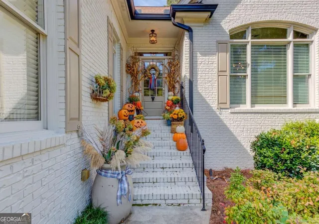 Photo 3 of Single family home for sale at 941 Providence Ln, Monroe, GA 30656 | MLS# 10846132 | Listing updated on 2026-09-29