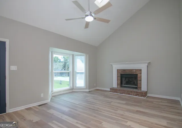 Photo 3 of Sale Pending at 515 Shadow Moss Dr, Macon, GA 31204 | MLS# 10841227 | Listing updated on 2026-09-19