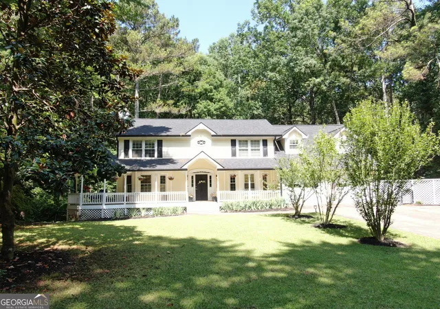 Photo 2 of Single family home for sale at 3155 Laura Ln, Douglasville, GA 30135 | MLS# 10805491 | Listing updated on 2026-09-09