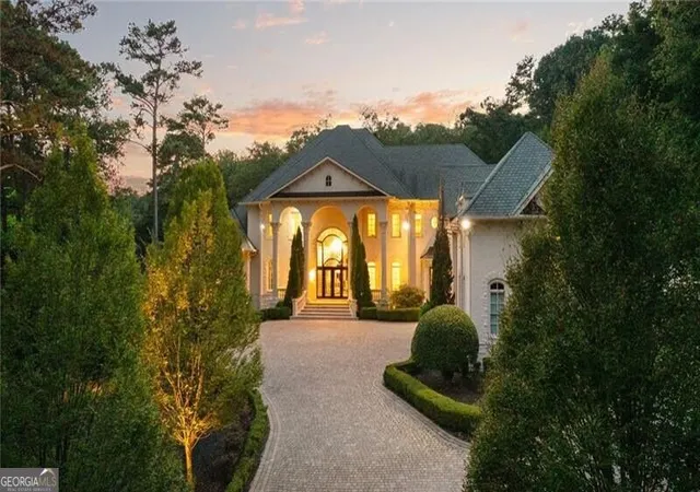 Photo 1 of Mansion for sale at 4870 Northside Dr, Sandy Springs, GA 30327 | MLS# 10839148 | Listing updated on 2026-09-22