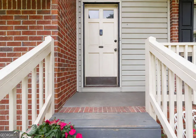 Photo 3 of Single family home for sale at 520 Rye House Ct, Lawrenceville, GA 30044 | MLS# 10820566 | Listing updated on 2026-10-09