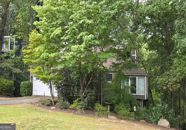 Photo 1 of Single family home for sale at 2659 Spring Rock Way Ne, Roswell, GA 30075 | MLS# 10837314 | Listing updated on 2026-09-11