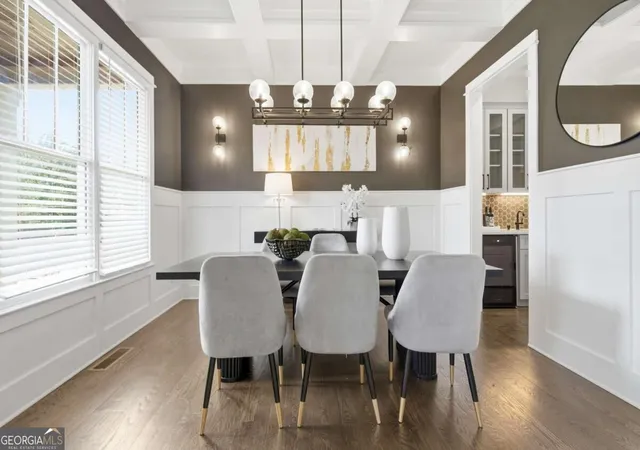Photo 3 of Single family home for sale at 2876 Alexa Ave Se, Atlanta, GA 30317 | MLS# 10847561 | Listing updated on 2026-09-30