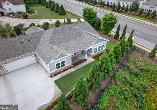 Photo 2 of Townhouse for sale at 3800 Shelleydale Dr #1, Powder Springs, GA 30127 | MLS# 10809783 | Listing updated on 2026-09-06