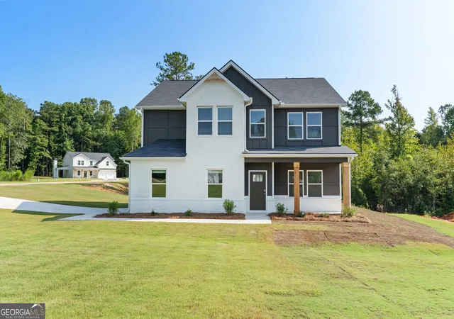 Photo 1 of Single family home for sale at 300 Hudson Ct, Jackson, GA 30233 | MLS# 10801761 | Listing updated on 2026-09-11