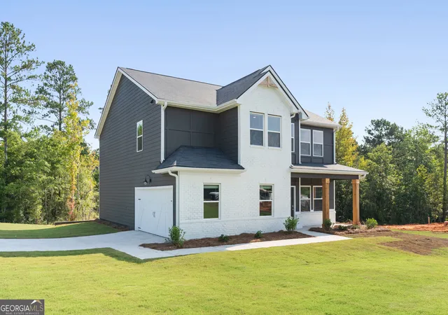 Photo 2 of Single family home for sale at 300 Hudson Ct, Jackson, GA 30233 | MLS# 10801761 | Listing updated on 2026-09-11