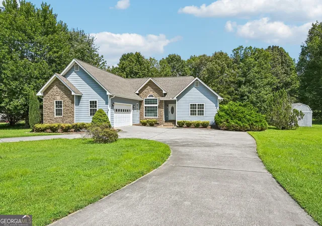 Single family home for sale at 116 Savannah St SE, Calhoun, GA 30701 | MLS# 10841266