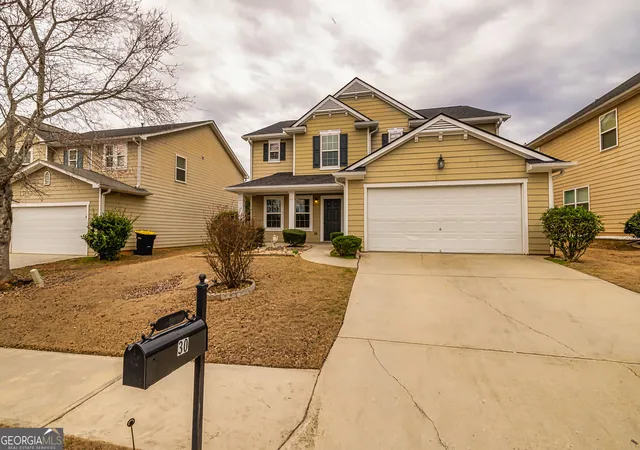 Photo 2 of Single family home for sale at 30 Park Ln Cir, Newnan, GA 30265 | MLS# 10850365 | Listing updated on 2026-10-05
