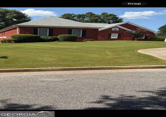 Photo 2 of Single family home for sale at 1209 Dover Pl Se, Conyers, GA 30013 | MLS# 10843325 | Listing updated on 2026-09-25