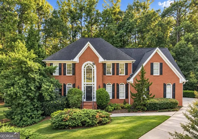 Photo 1 of Single family home for sale at 990 Ramsden Run, Alpharetta, GA 30022 | MLS# 10850723 | Listing updated on 2026-09-28