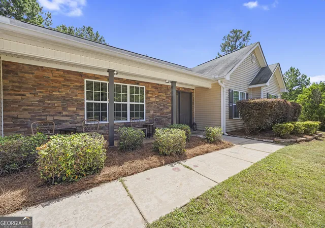 Photo 4 of Single family home for sale at 30 Watson Rd, Forsyth, GA 31029 | MLS# 10841239 | Listing updated on 2026-09-20
