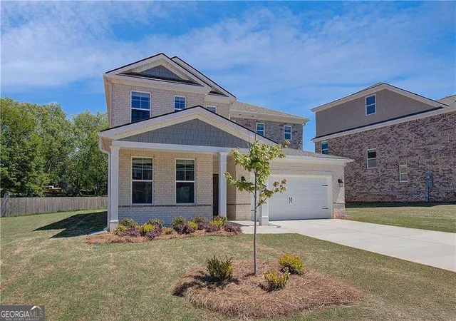 Photo 3 of Single family home for sale at 708 Radiant Holw Ln, Mcdonough, GA 30253 | MLS# 10843299 | Listing updated on 2026-09-10
