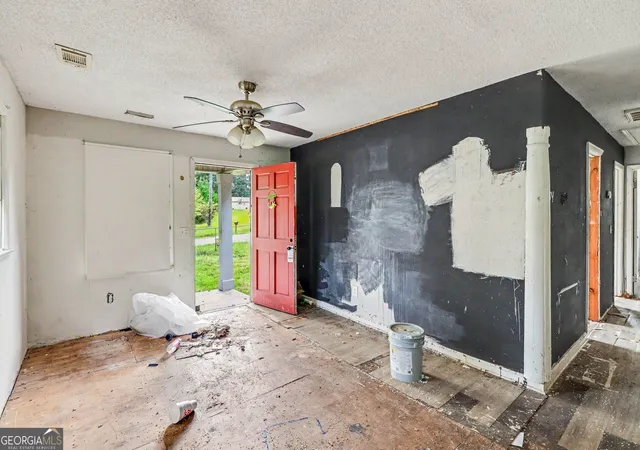 Photo 3 of Single family home for sale at 512 Donahoo Rd Se, Silver Creek, GA 30173 | MLS# 10809268 | Listing updated on 2026-09-21