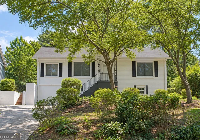 Single family home for sale at 3160 Lake Ave, Hapeville, GA 30354 | MLS# 10833353